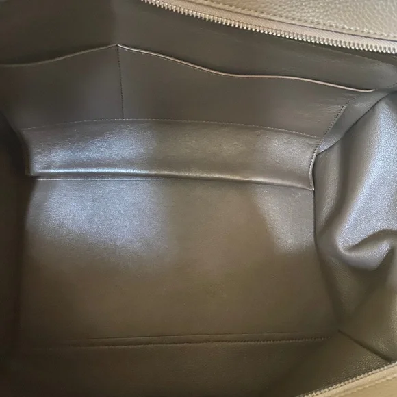 Celine large trapeze bag in taupe leather and suede - Picture 6 of 10